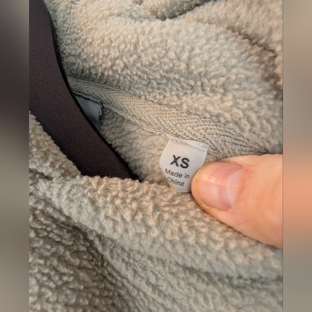 Essentials Polar Fleece Hoodie size XS oversized in EUC - Picture 8 of 13